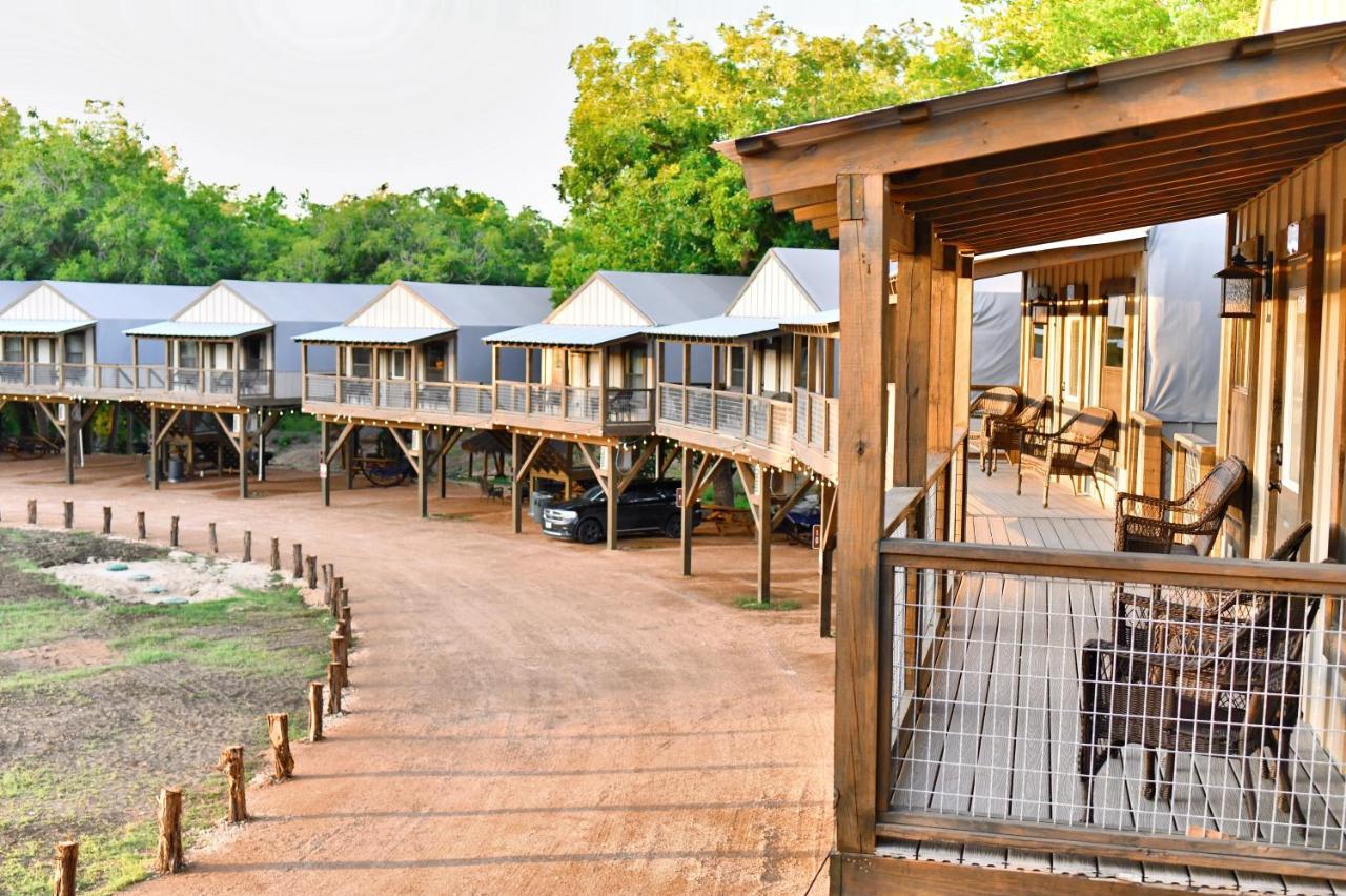 Son'S Rio Cibolo Birdhouse Cabin #10 Romantic Water Front Cabins Surrounded By Nature! Marion Exteriör bild